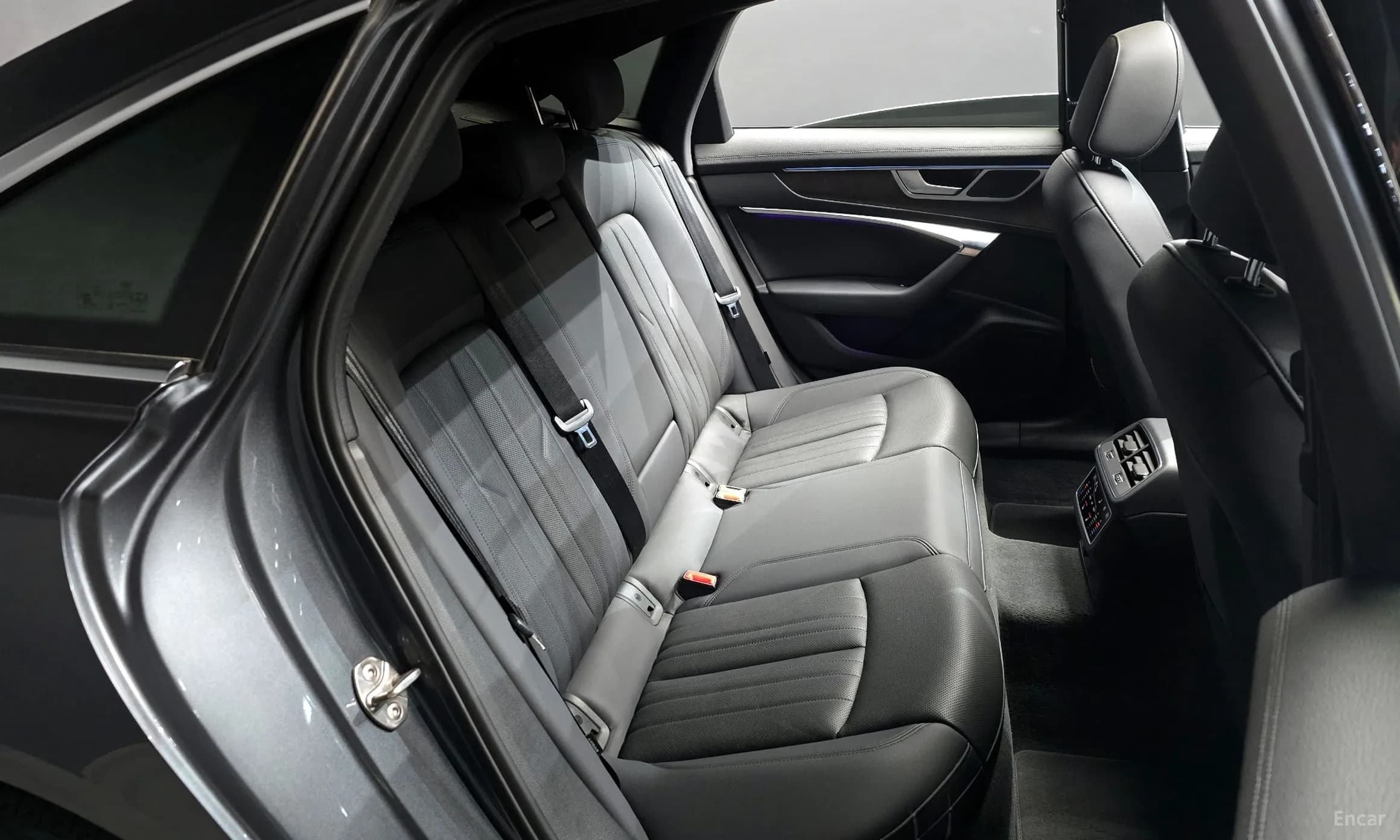 A6 (C8)