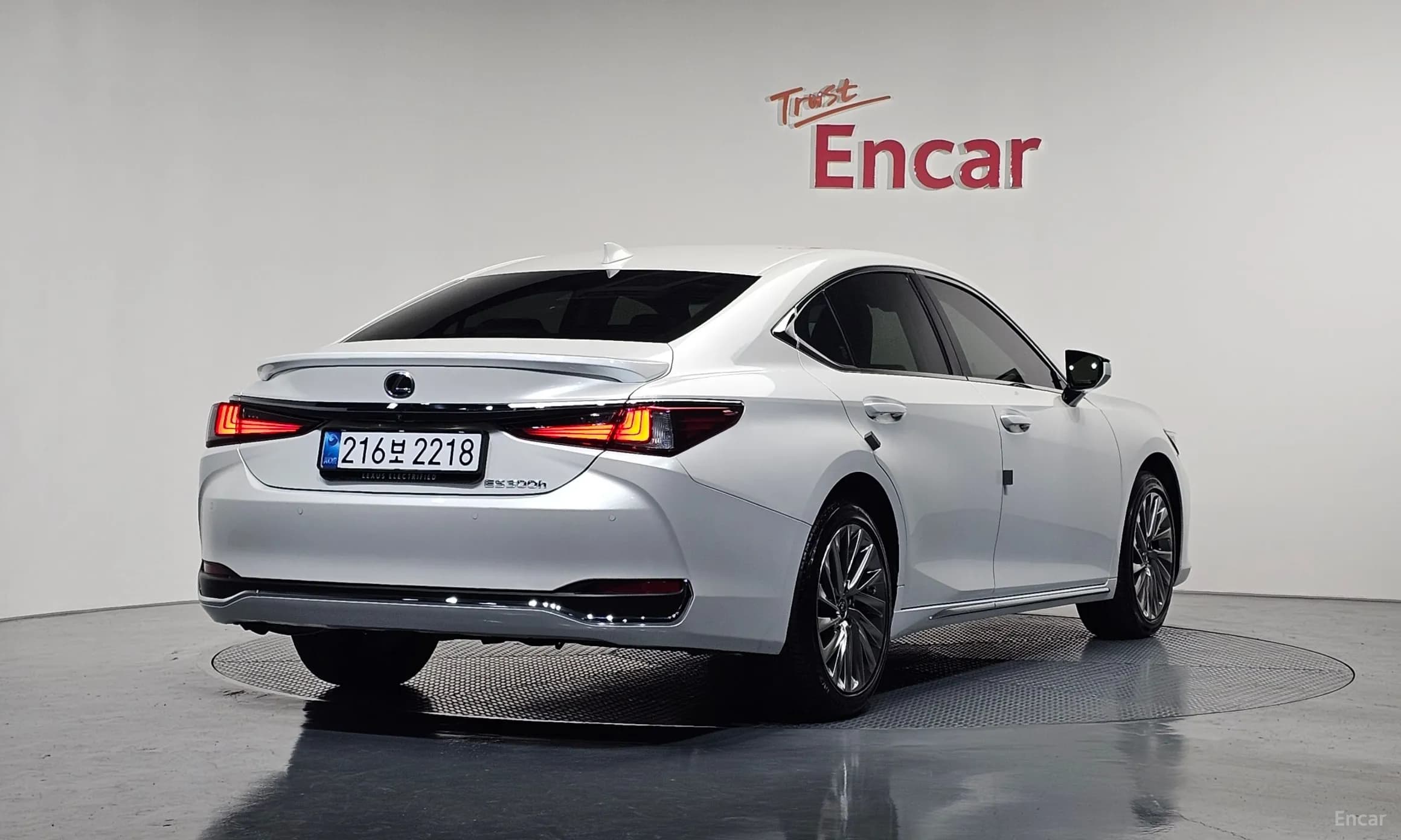 ES300h 7th Generation