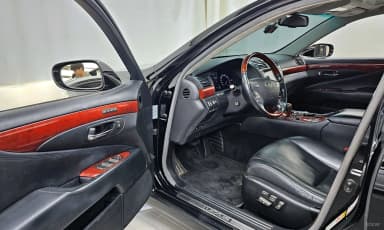 LS460L
