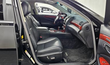 LS460L