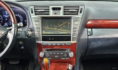 LS460L