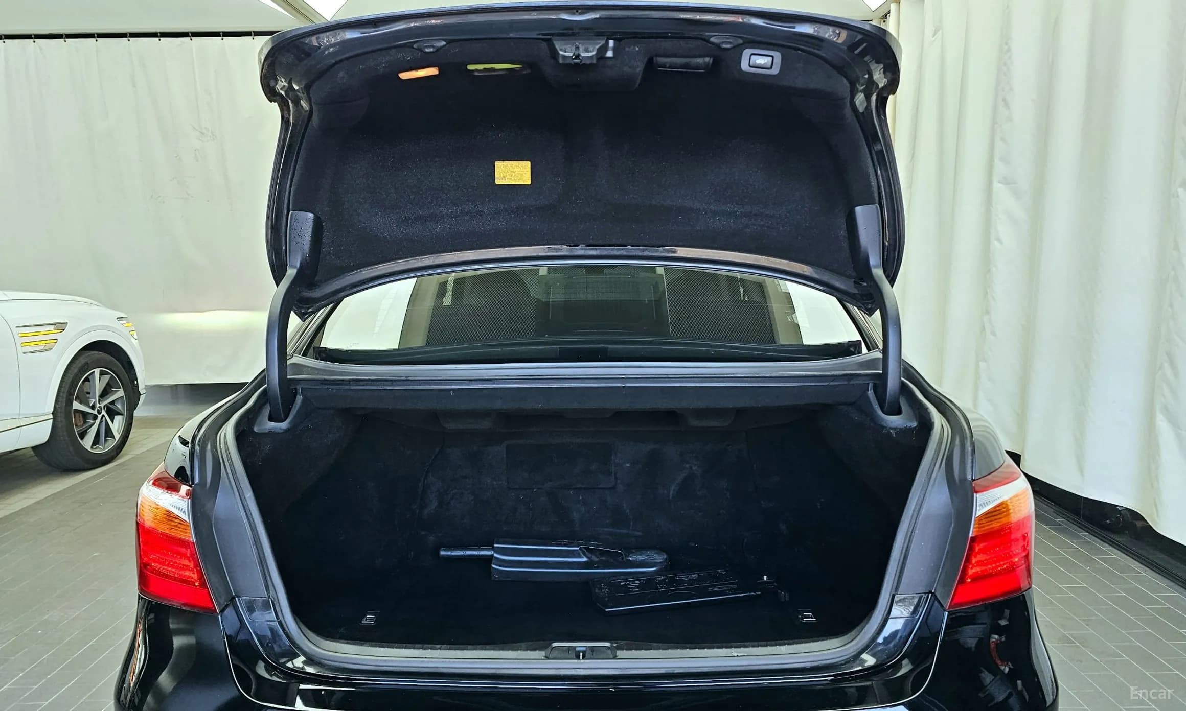 LS460L