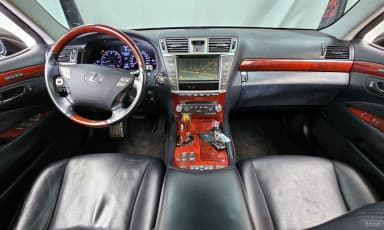 LS460L