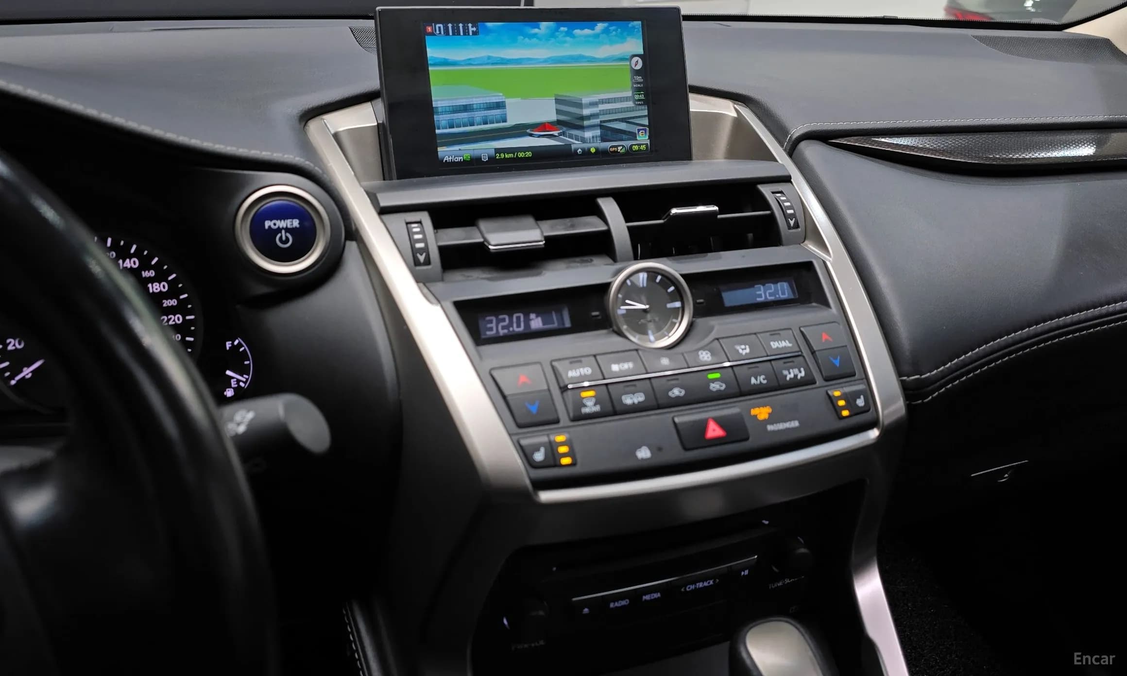 NX300h