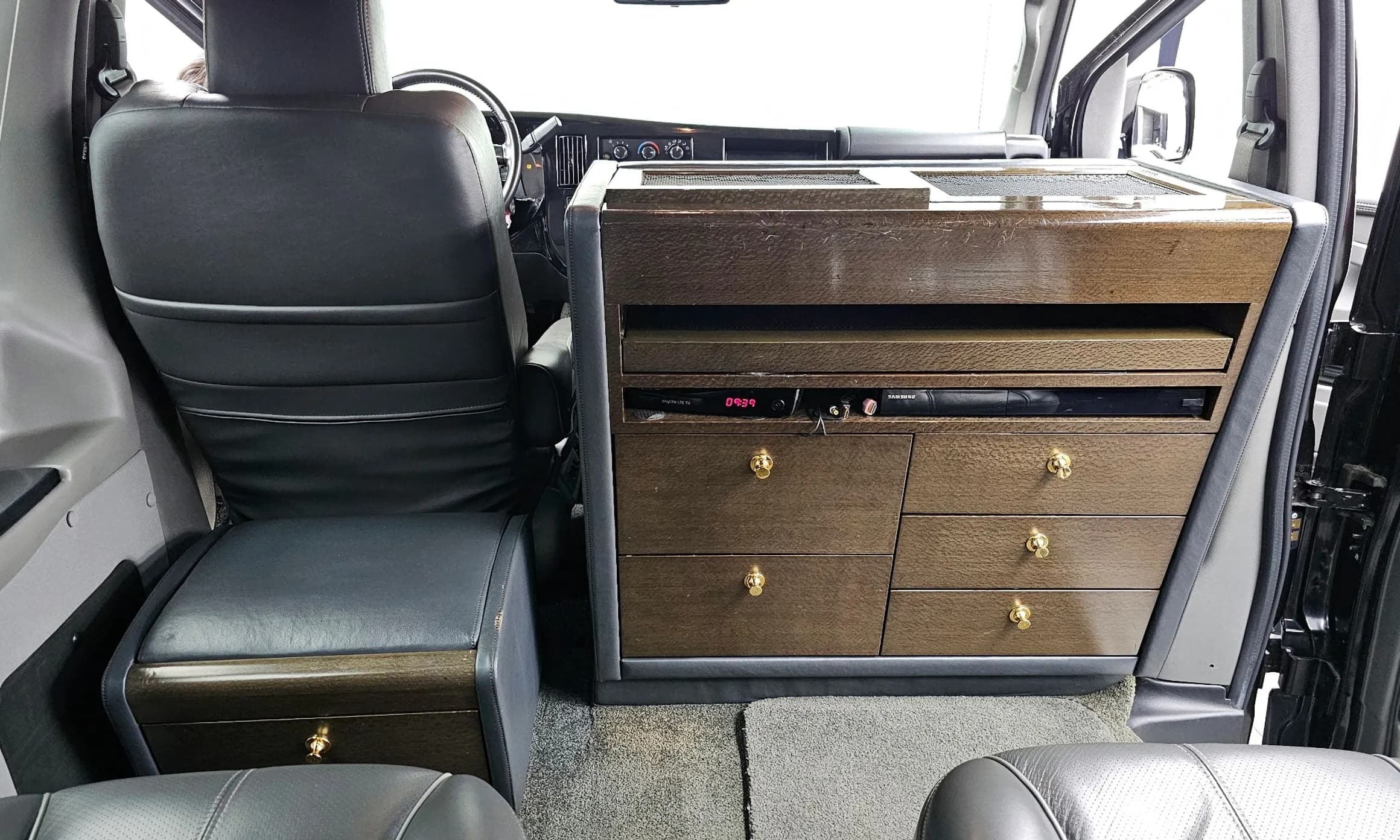 Express Van