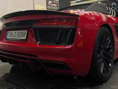 R8 (4S)