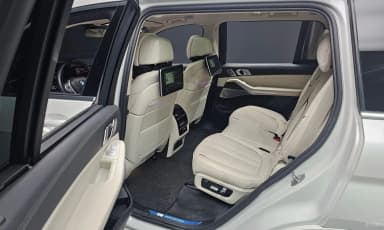 X7 (G07)