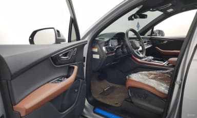 Q7 (4M)