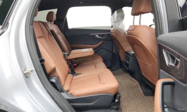 Q7 (4M)