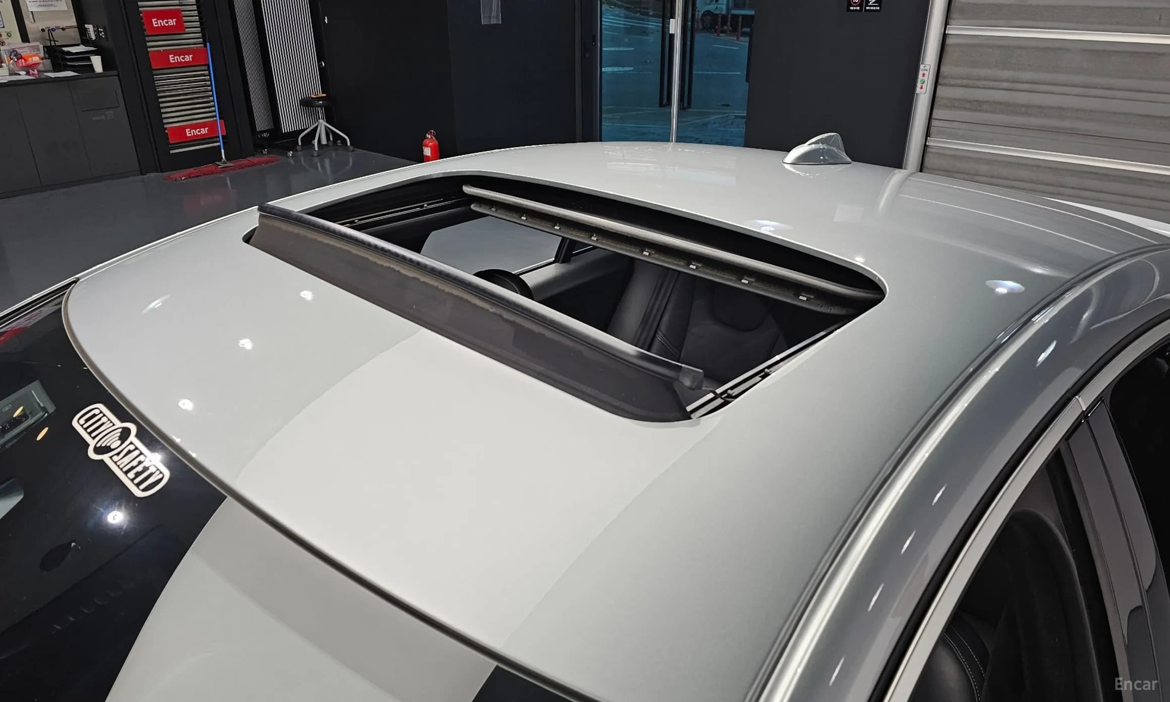 S60