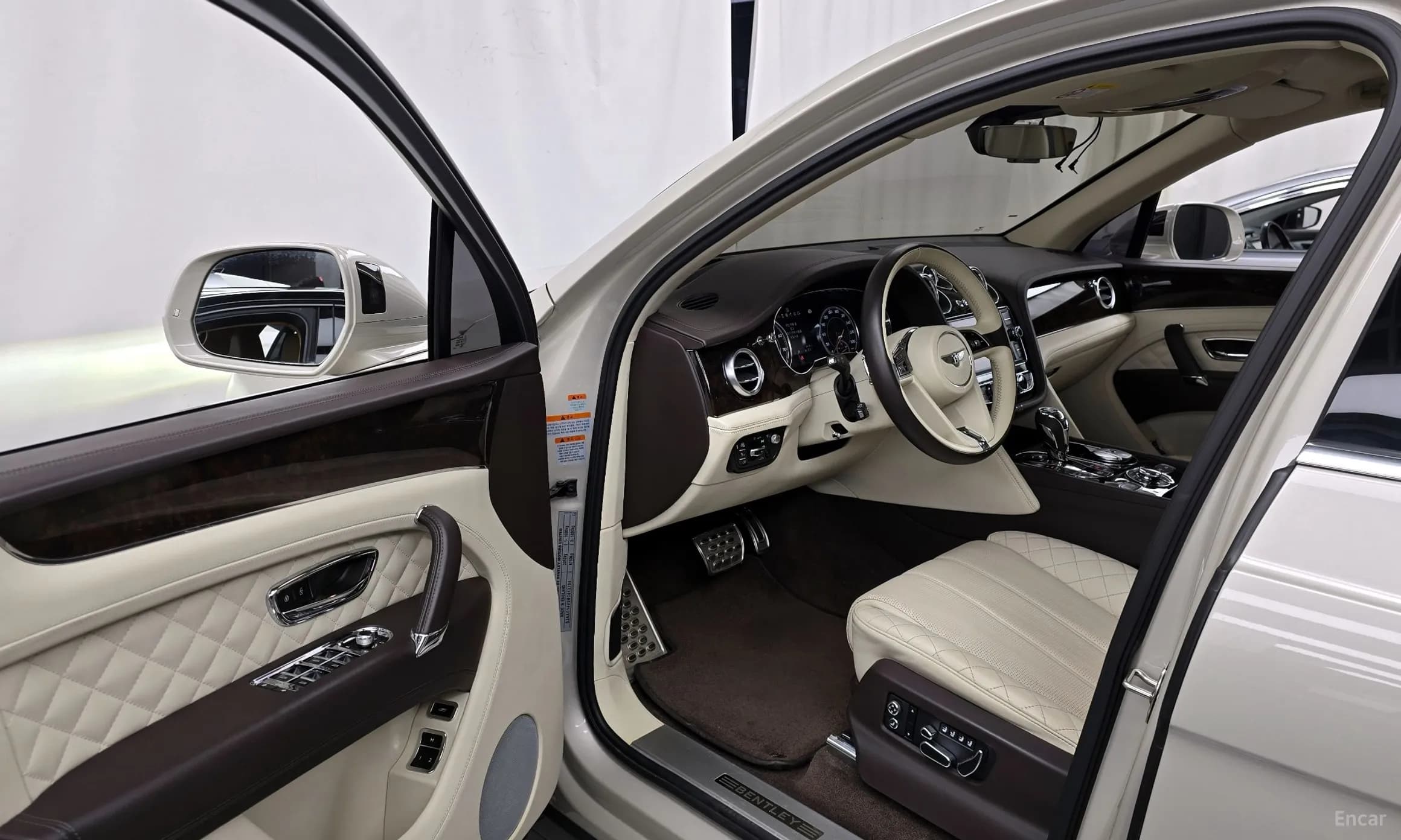 Bentayga
