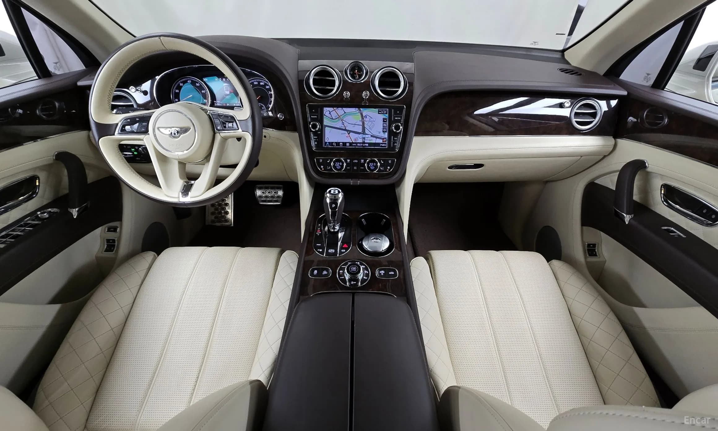 Bentayga