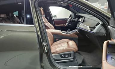 X6 (G06)
