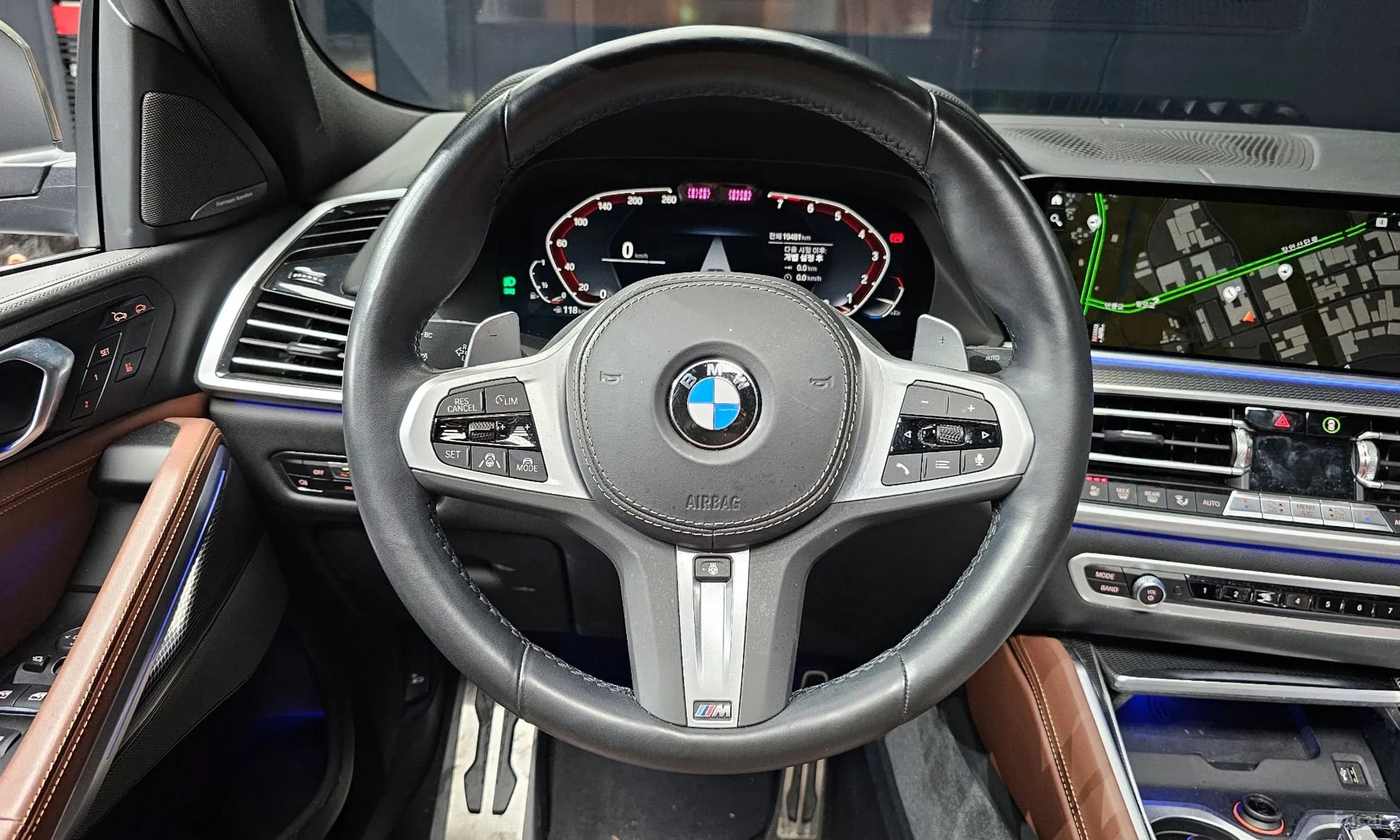 X6 (G06)