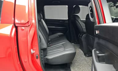 Rexton Sports Khan