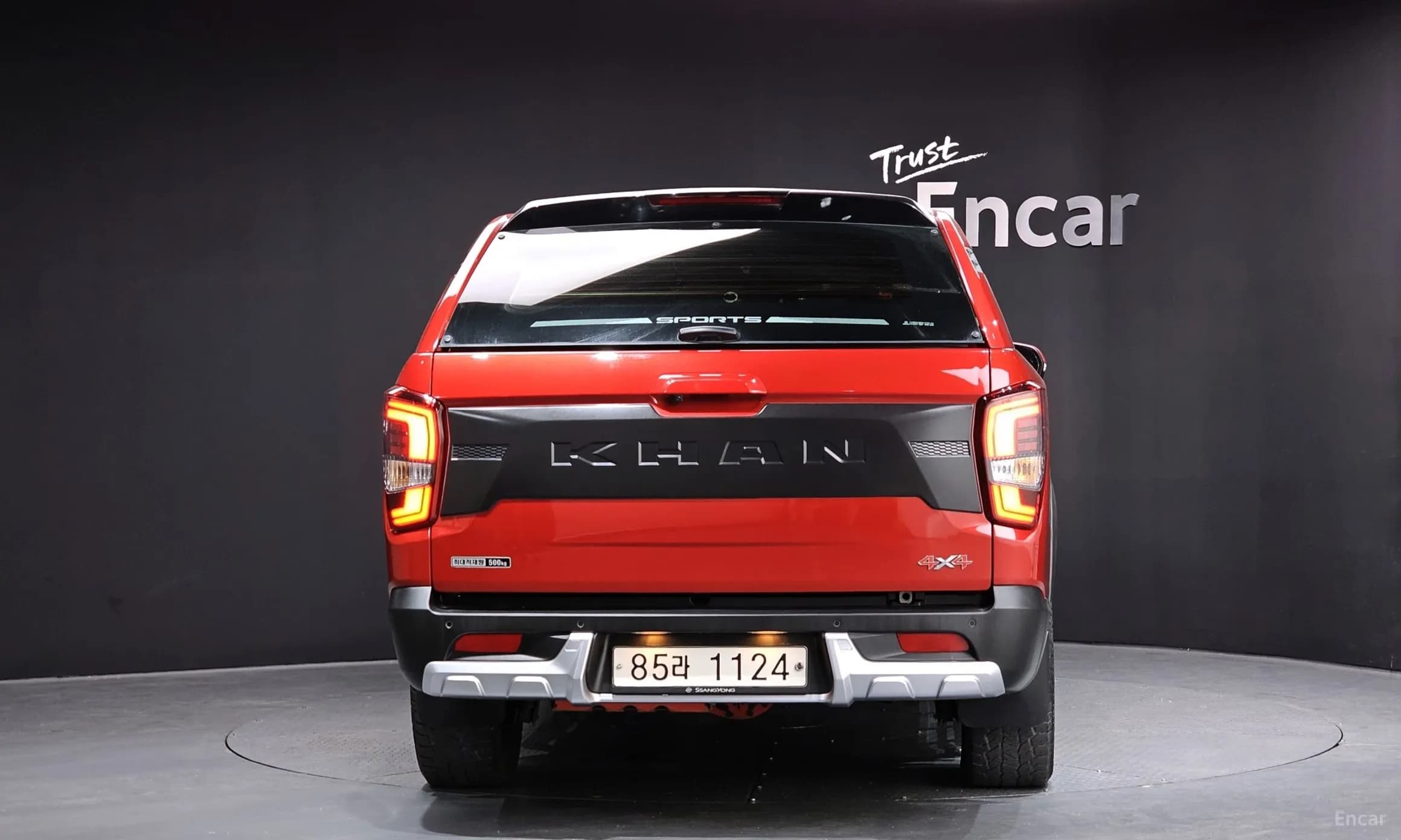 Rexton Sports Khan