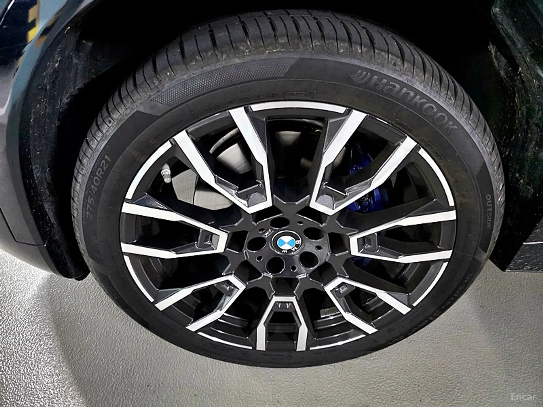 X6 (G06)