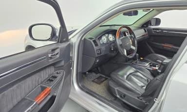 300C