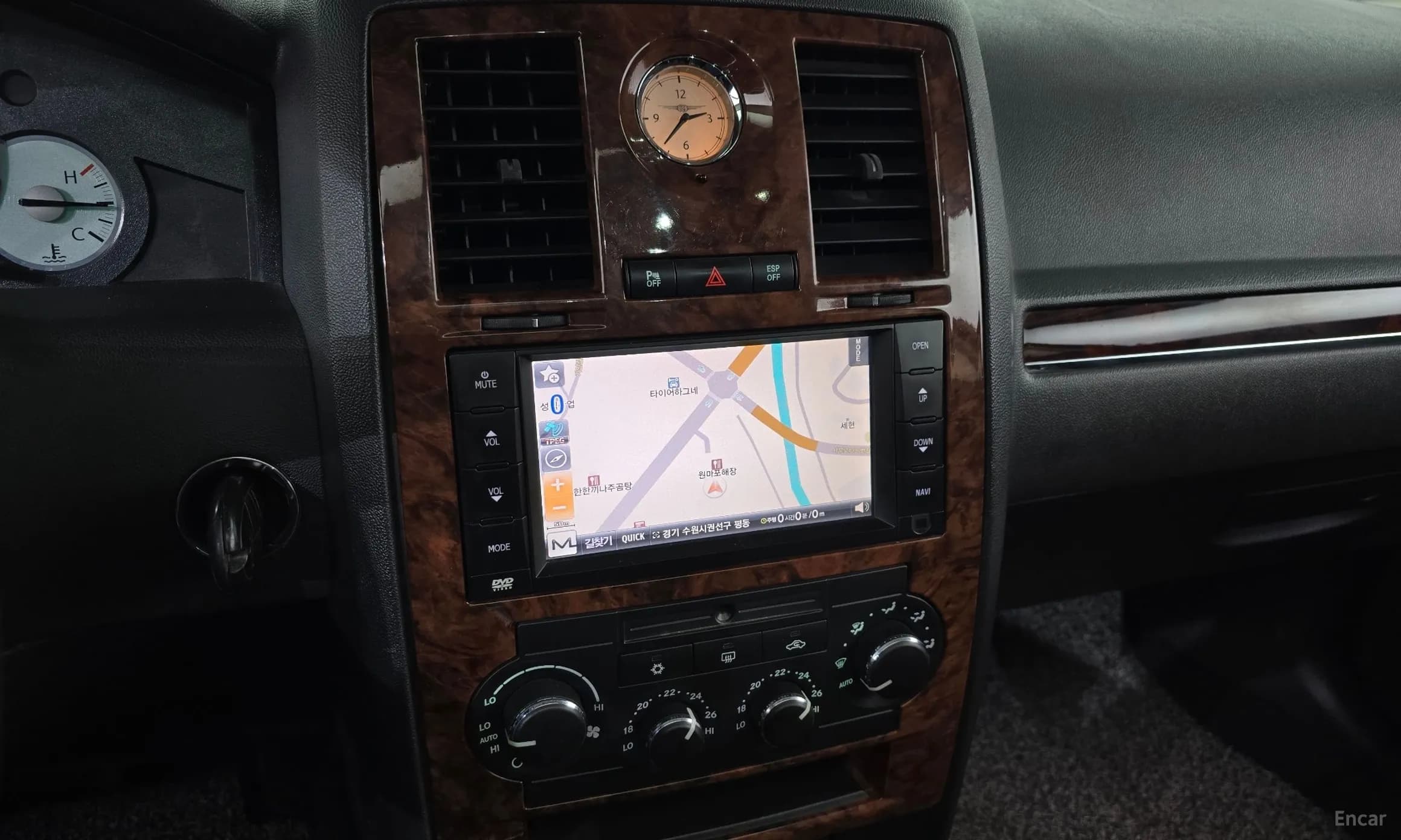 300C