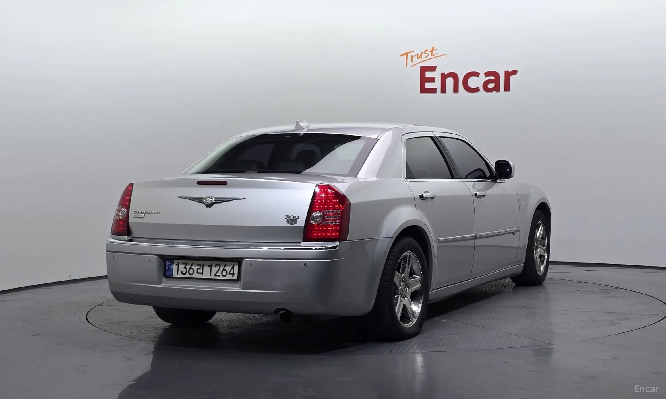300C