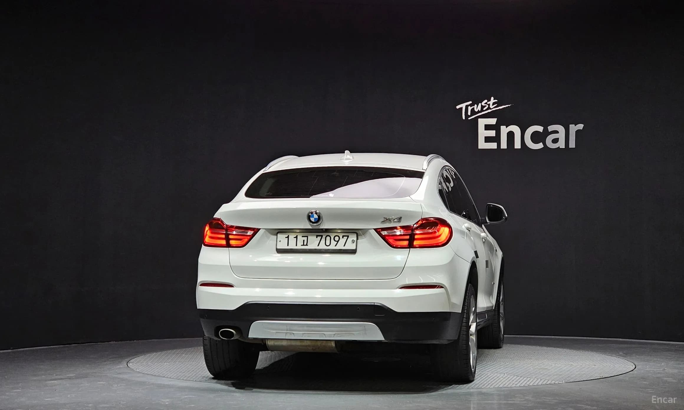 X4 (F26)