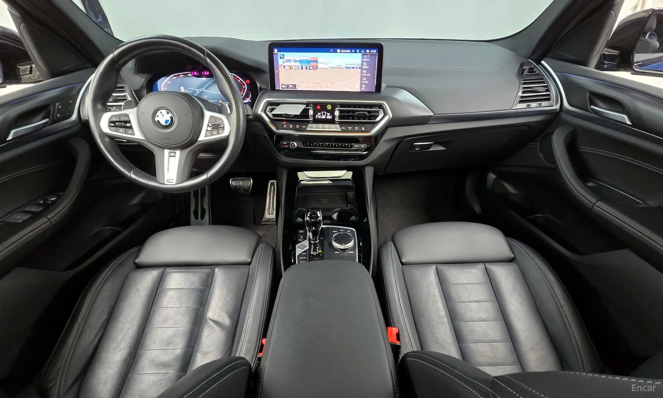 X3 (G01)