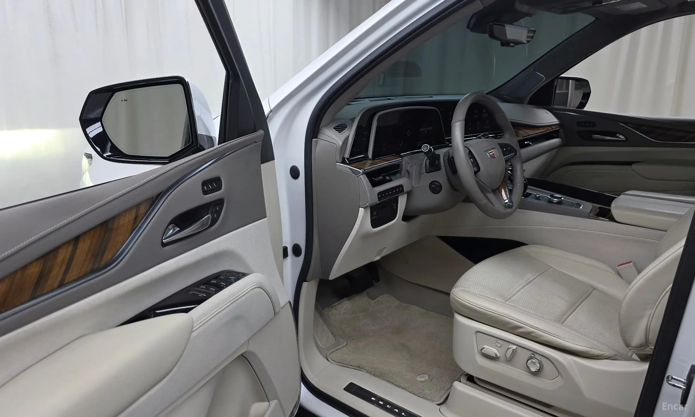 Escalade 5th Generation