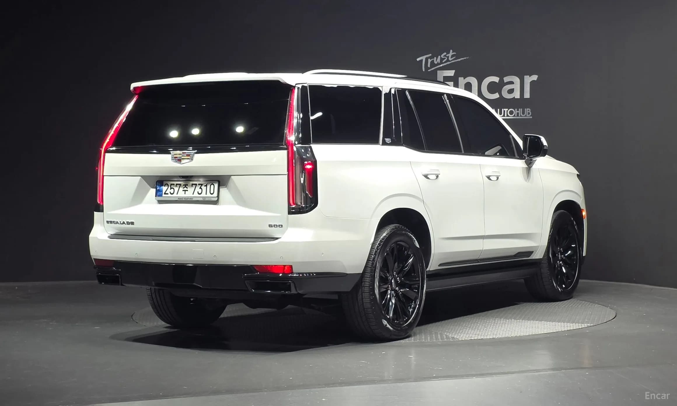 Escalade 5th Generation
