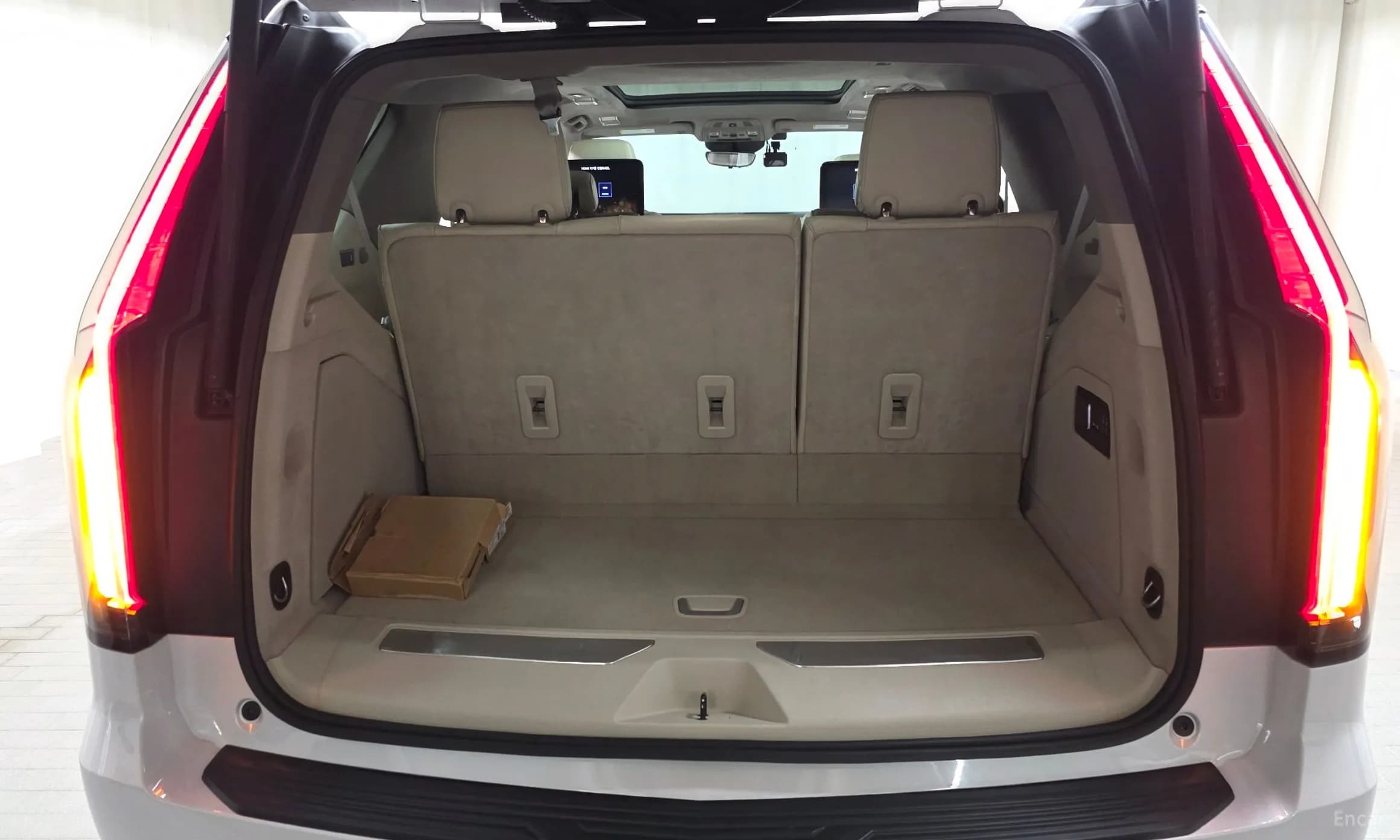 Escalade 5th Generation