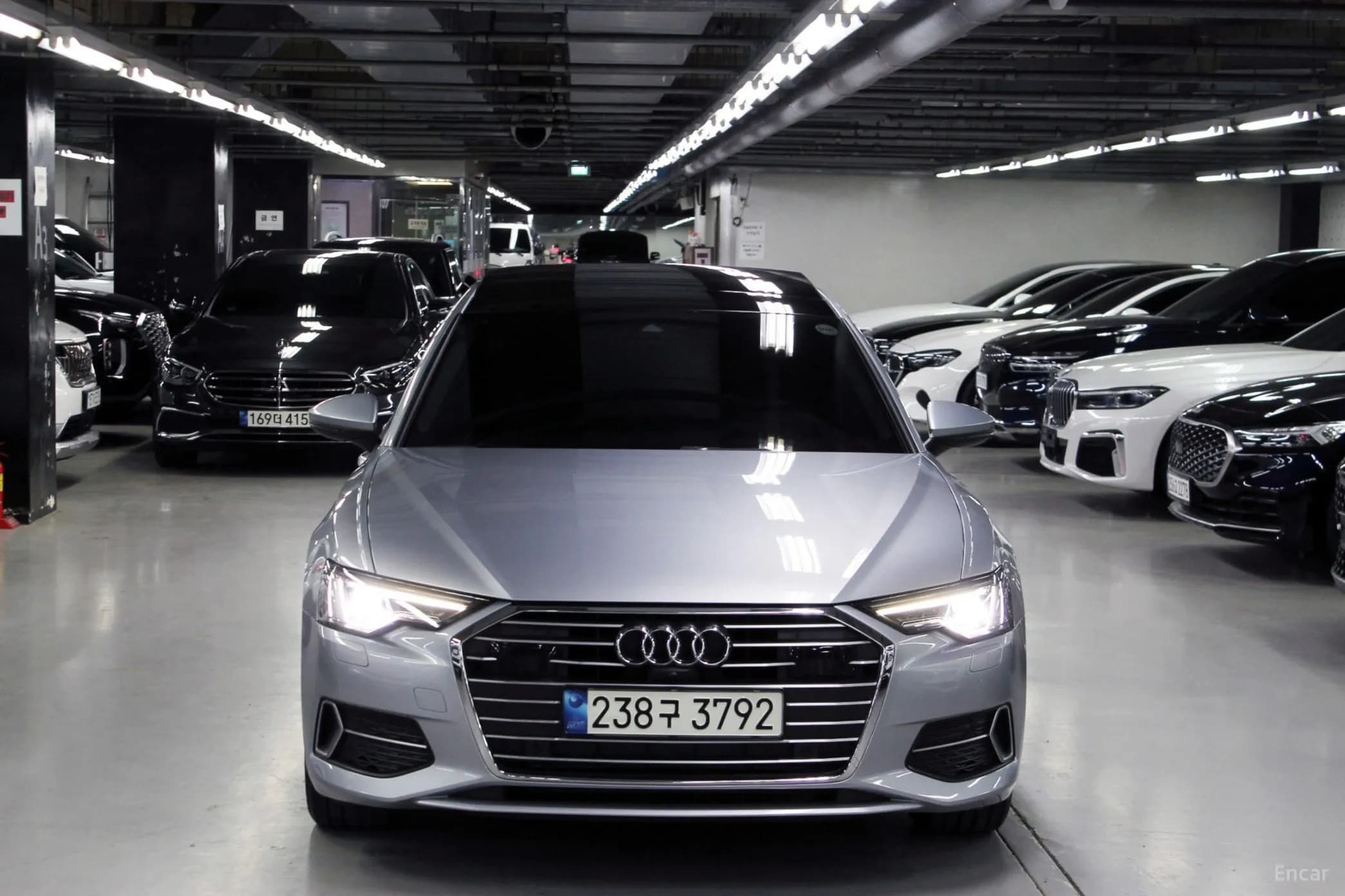 A6 (C8)