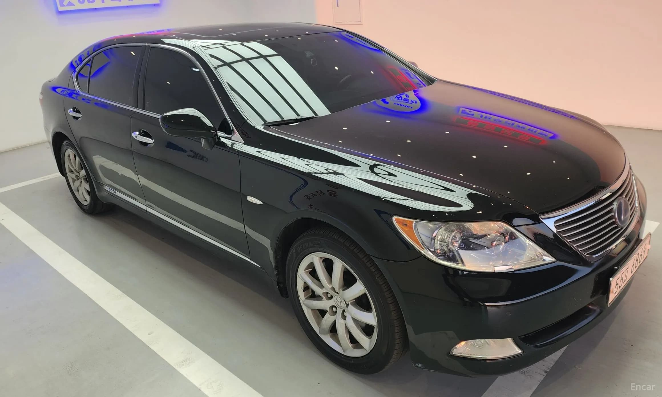 LS600hL