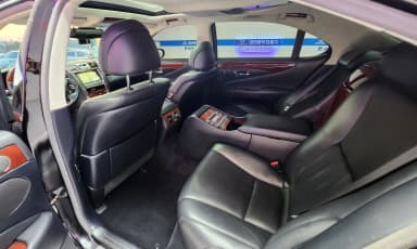 LS600hL