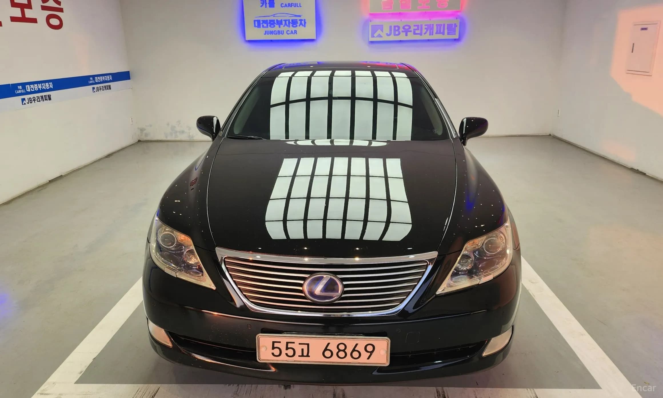 LS600hL