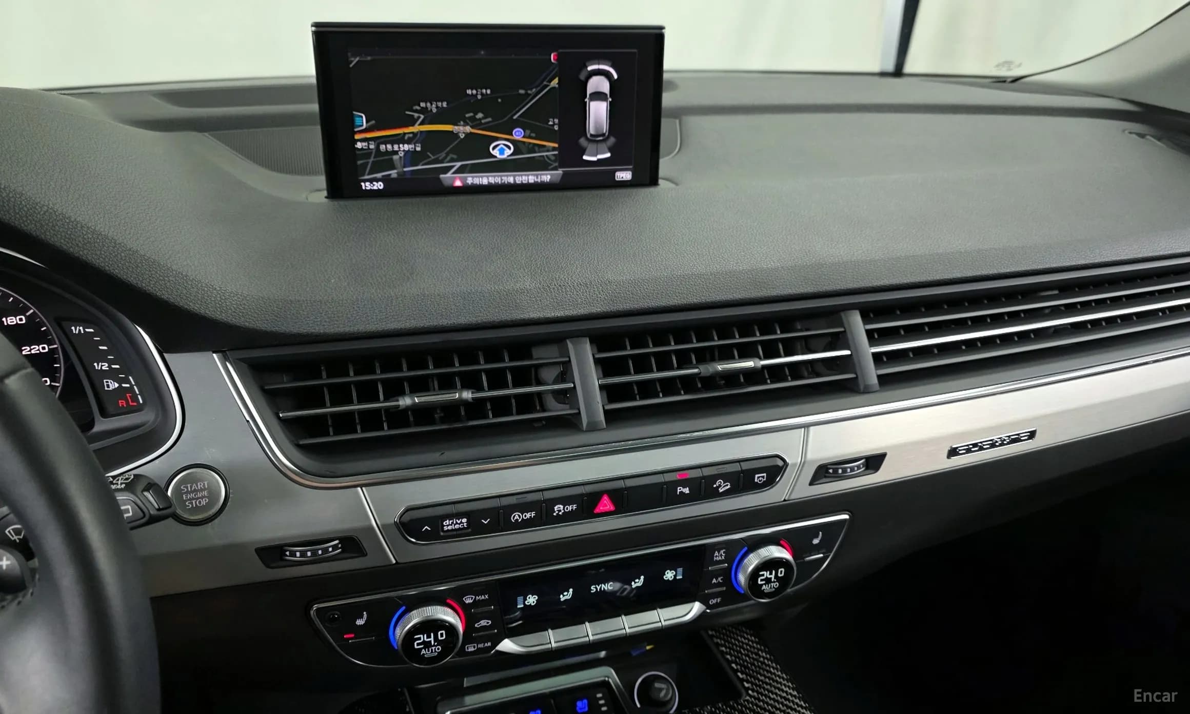 Q7 (4M)