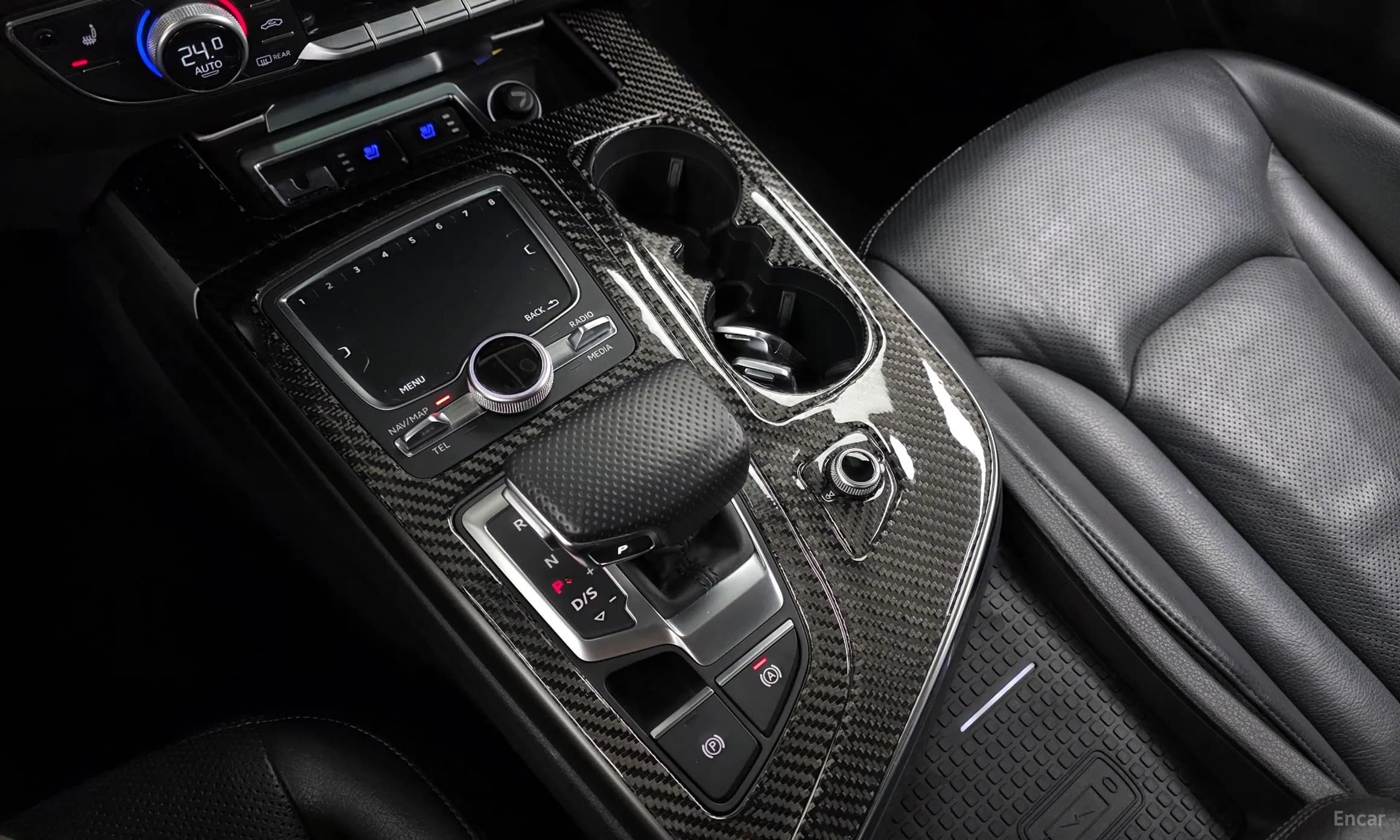 Q7 (4M)