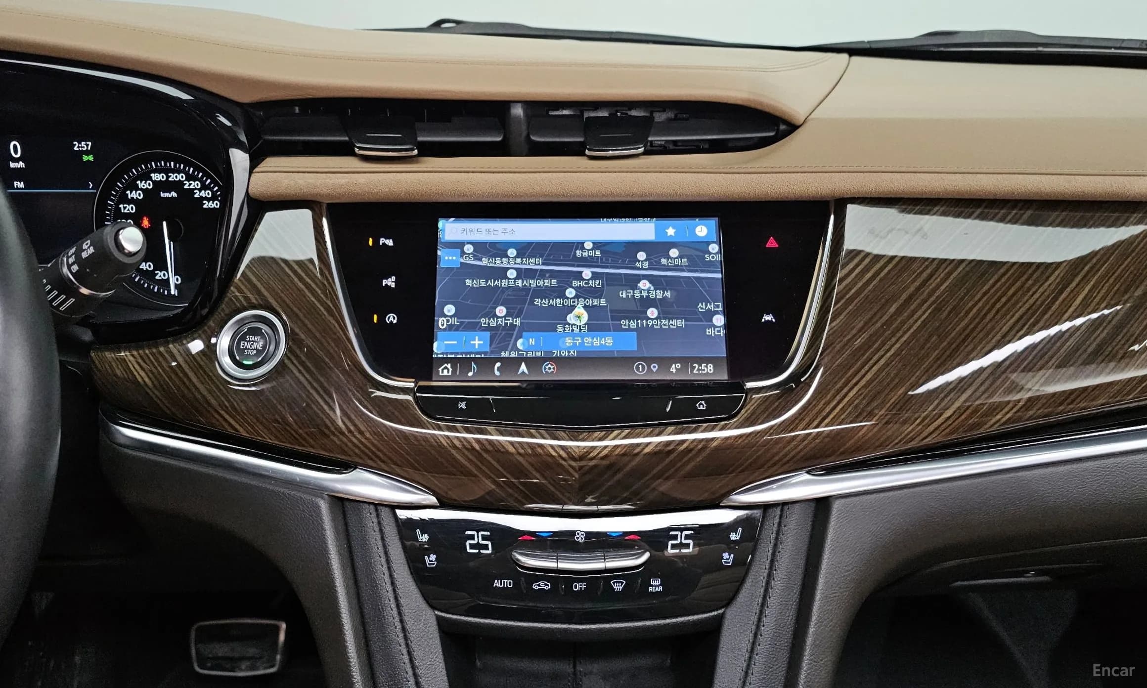 XT6