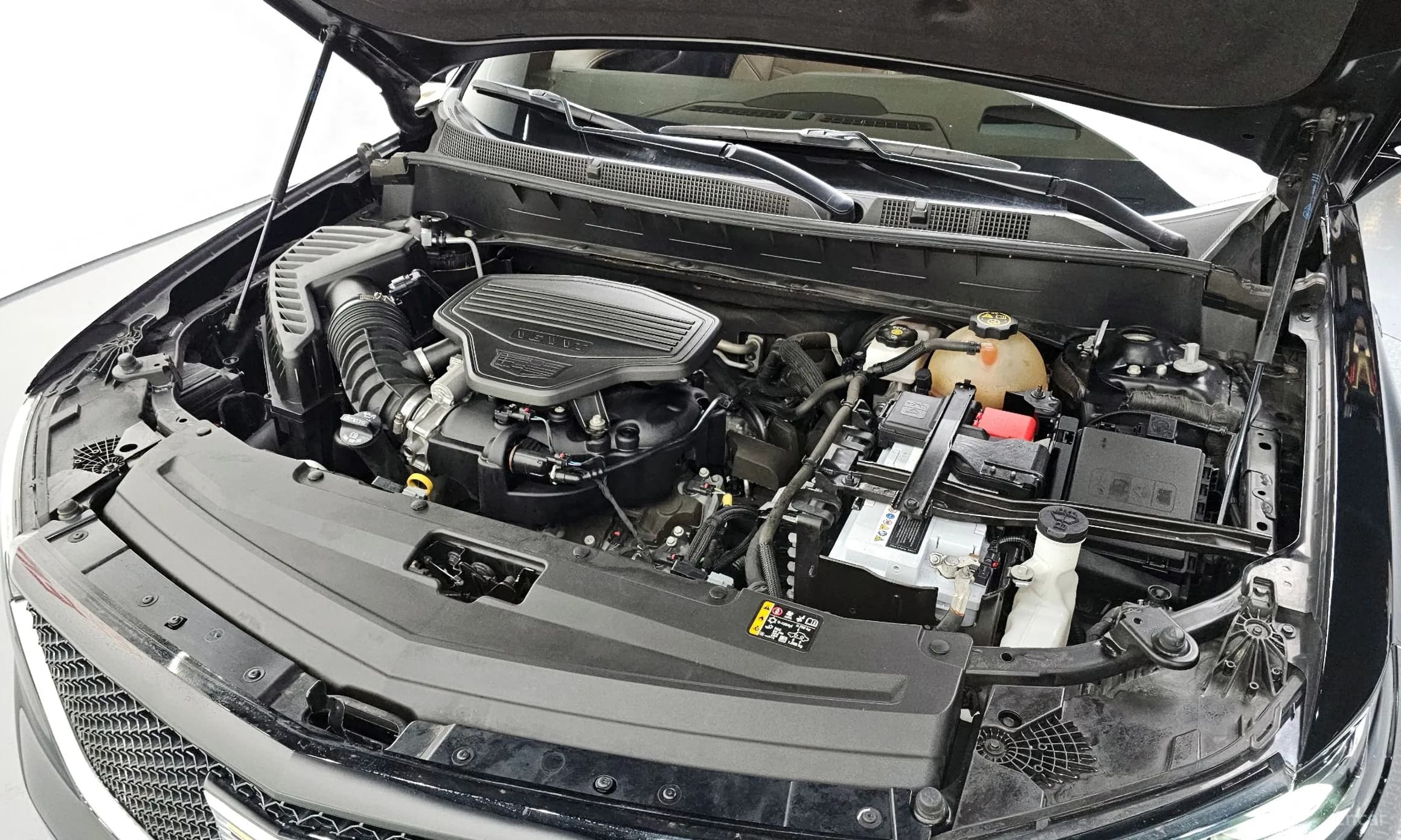 XT6