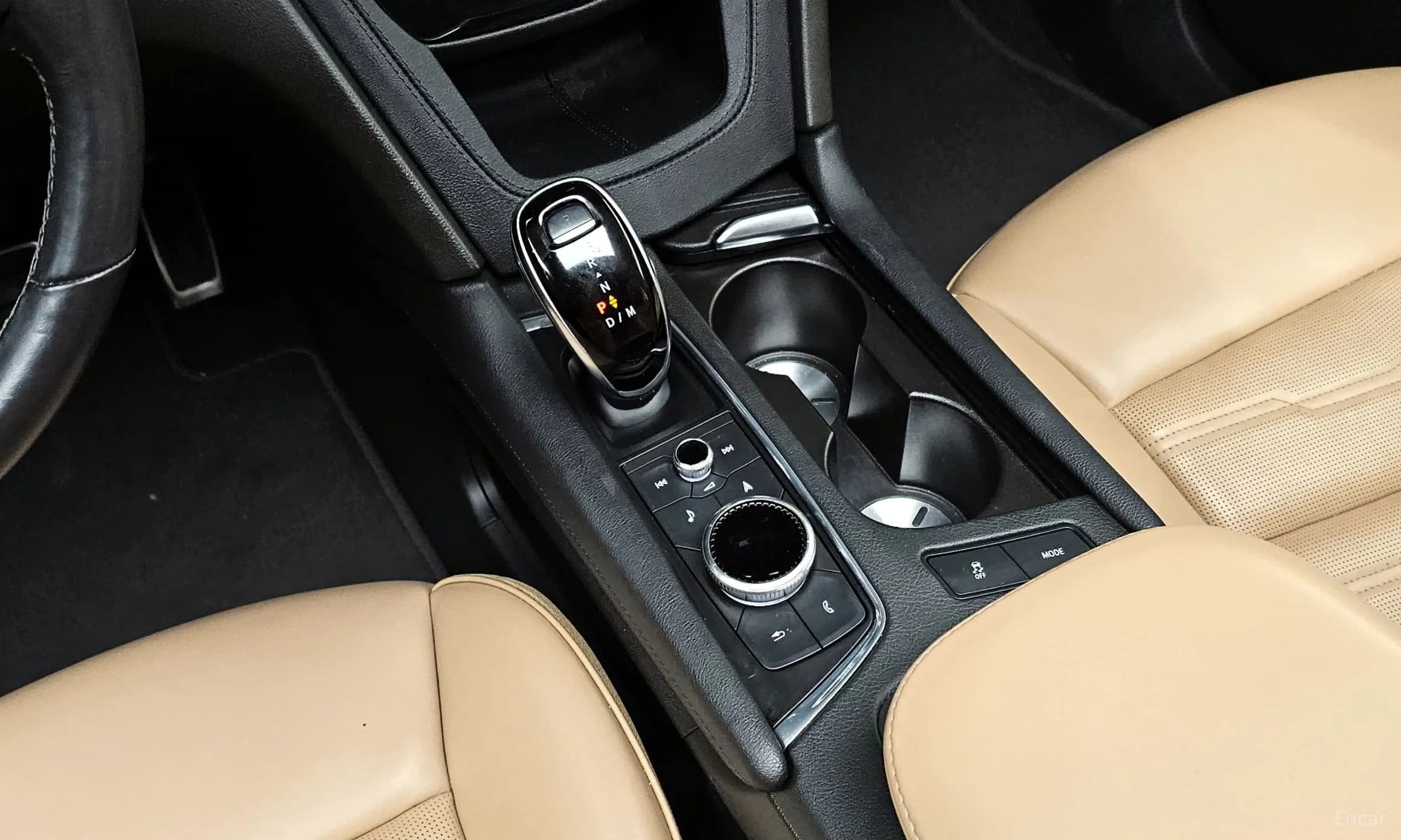 XT6