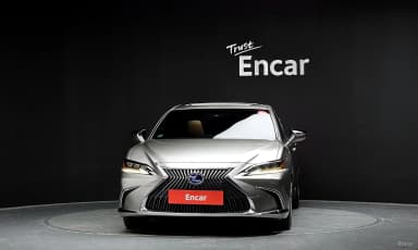 ES300h 7th Generation