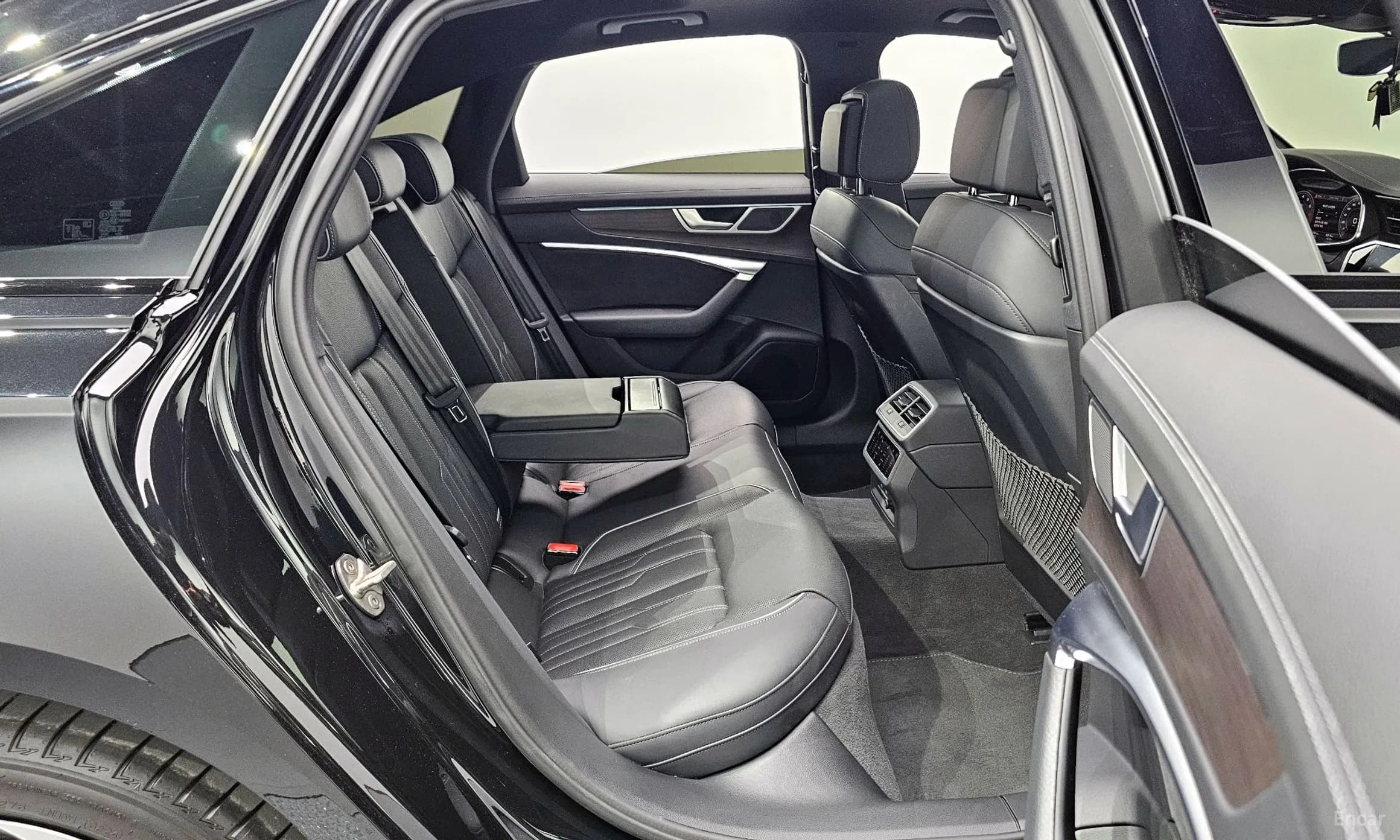 A6 (C8)