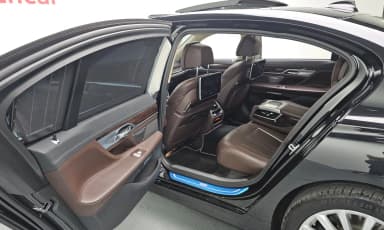 7 Series (G11)