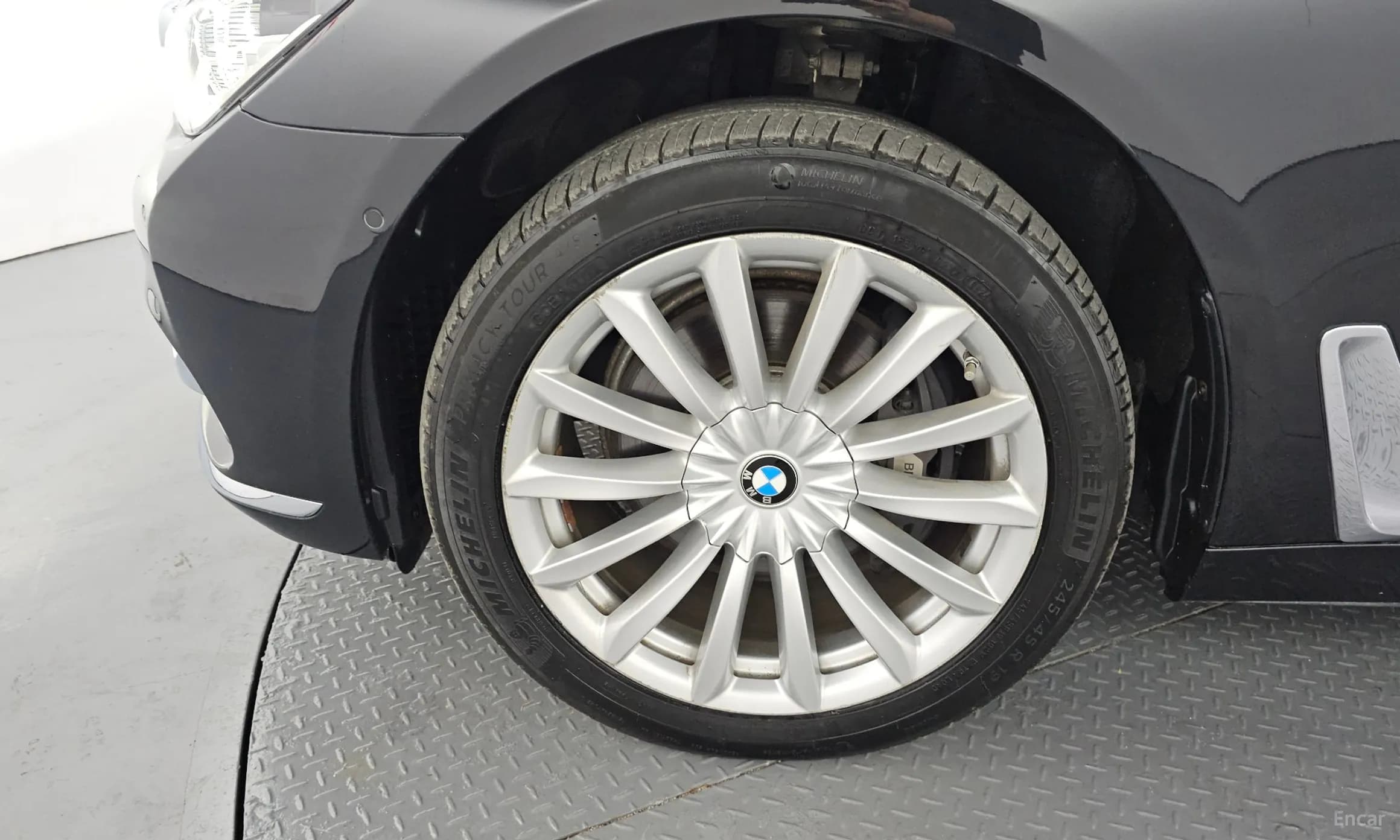 7 Series (G11)