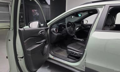 Trax Crossover
