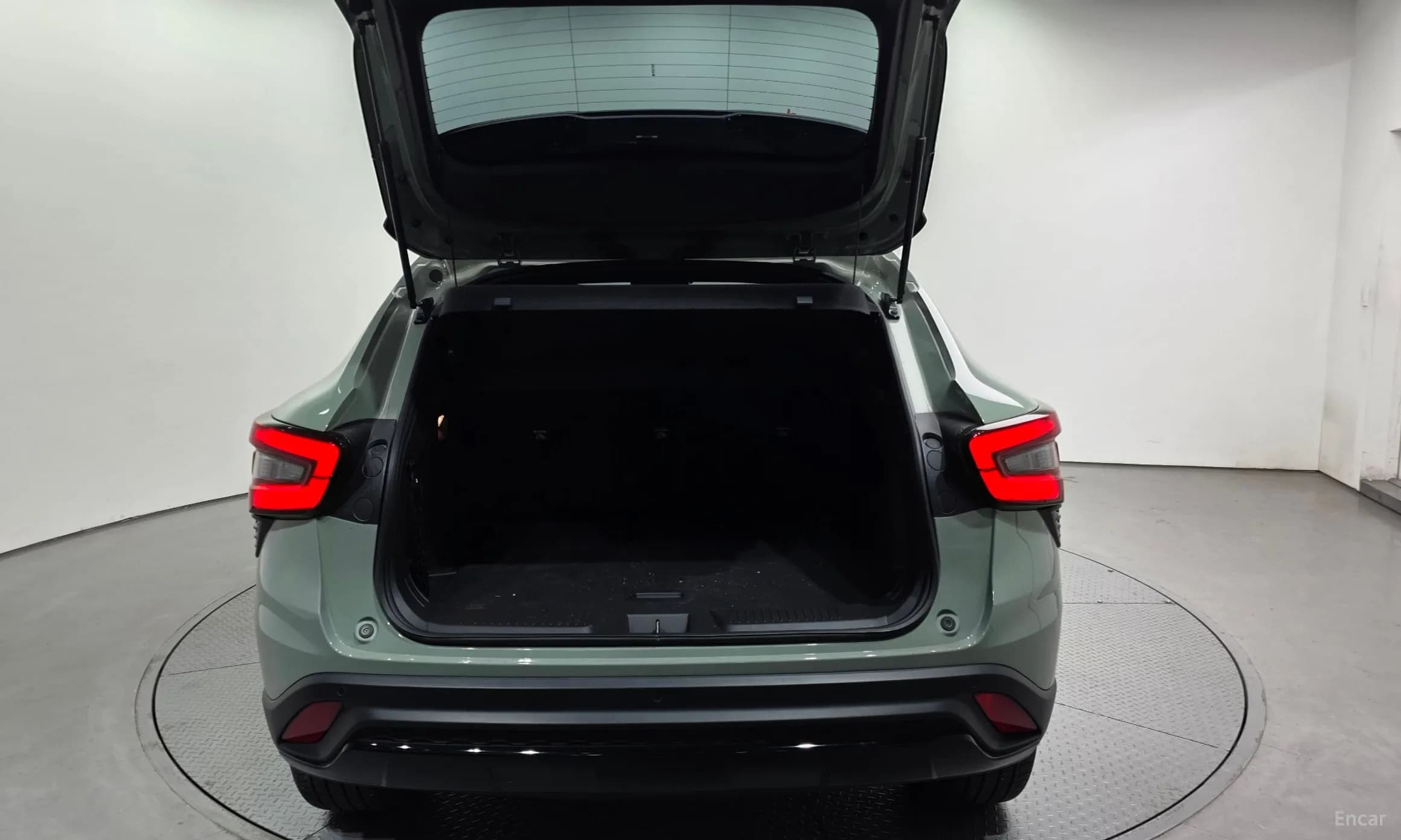 Trax Crossover
