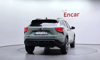 Trax Crossover