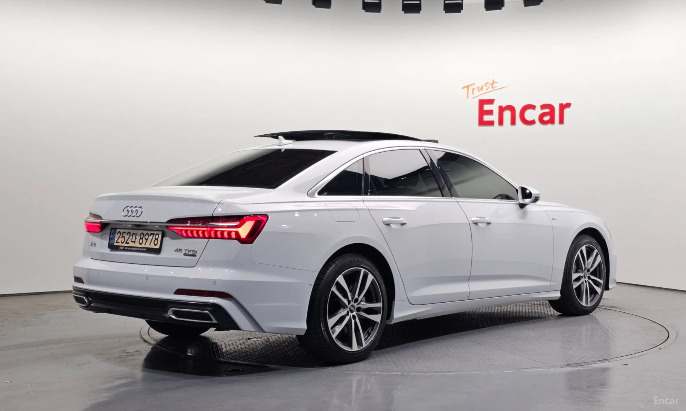 A6 (C8)