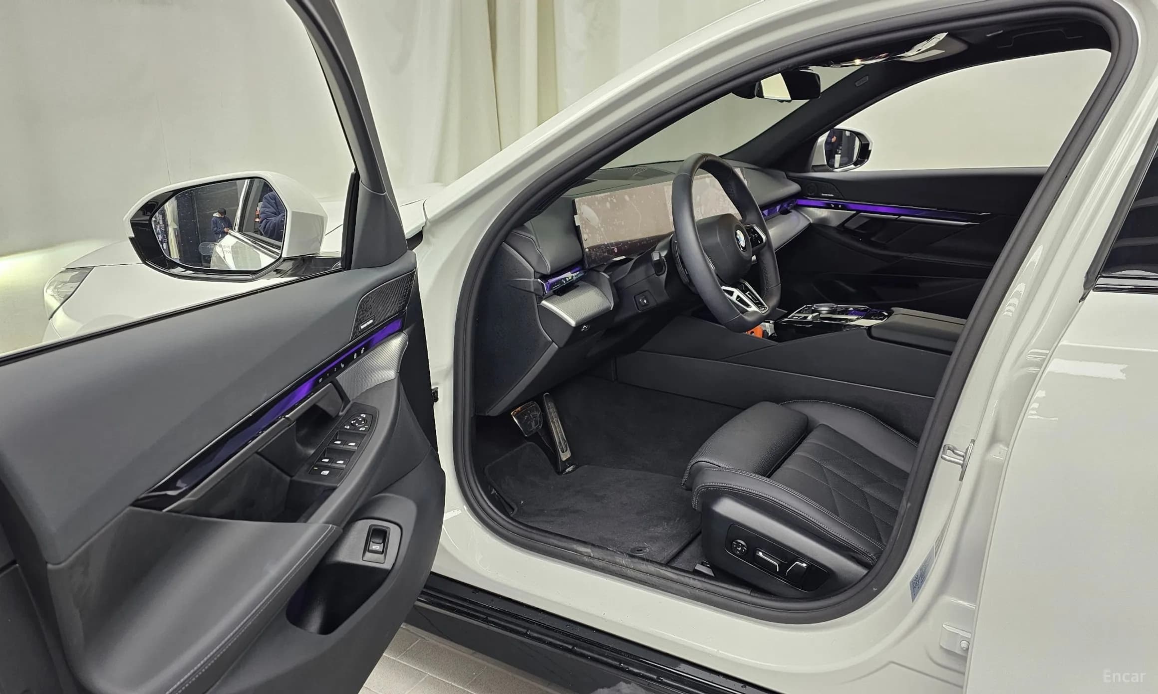 5 Series (G60)