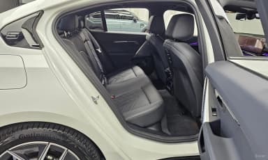 5 Series (G60)