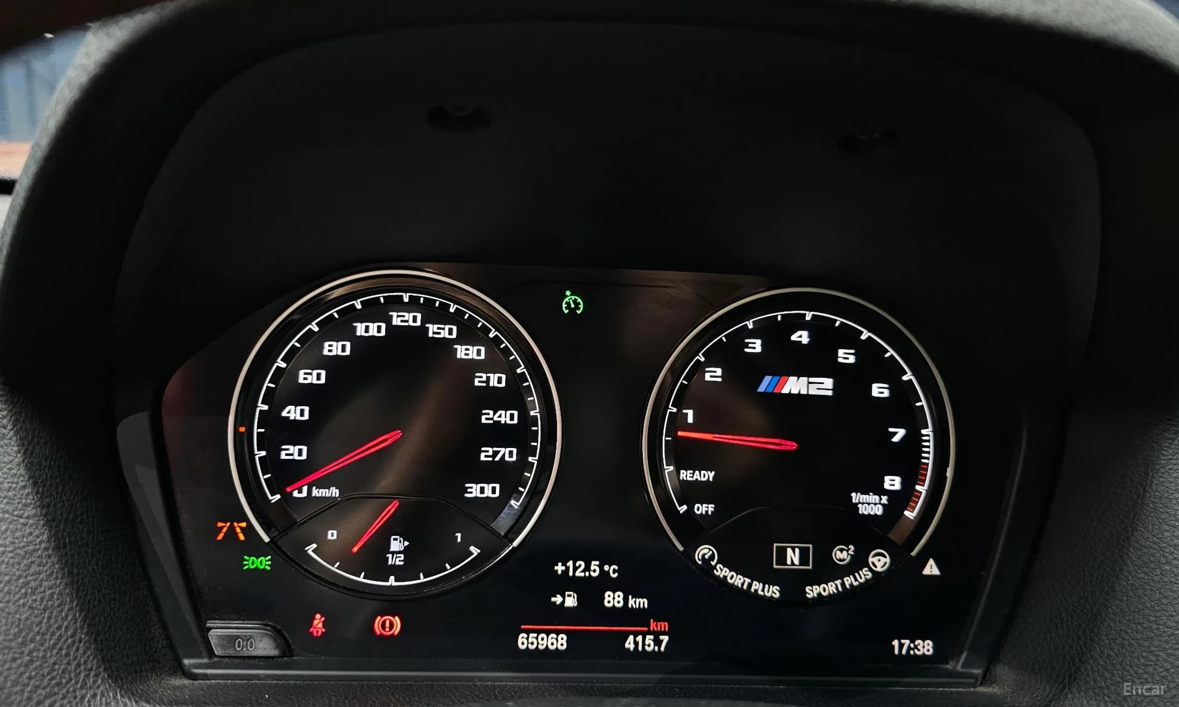 M2 (F87)