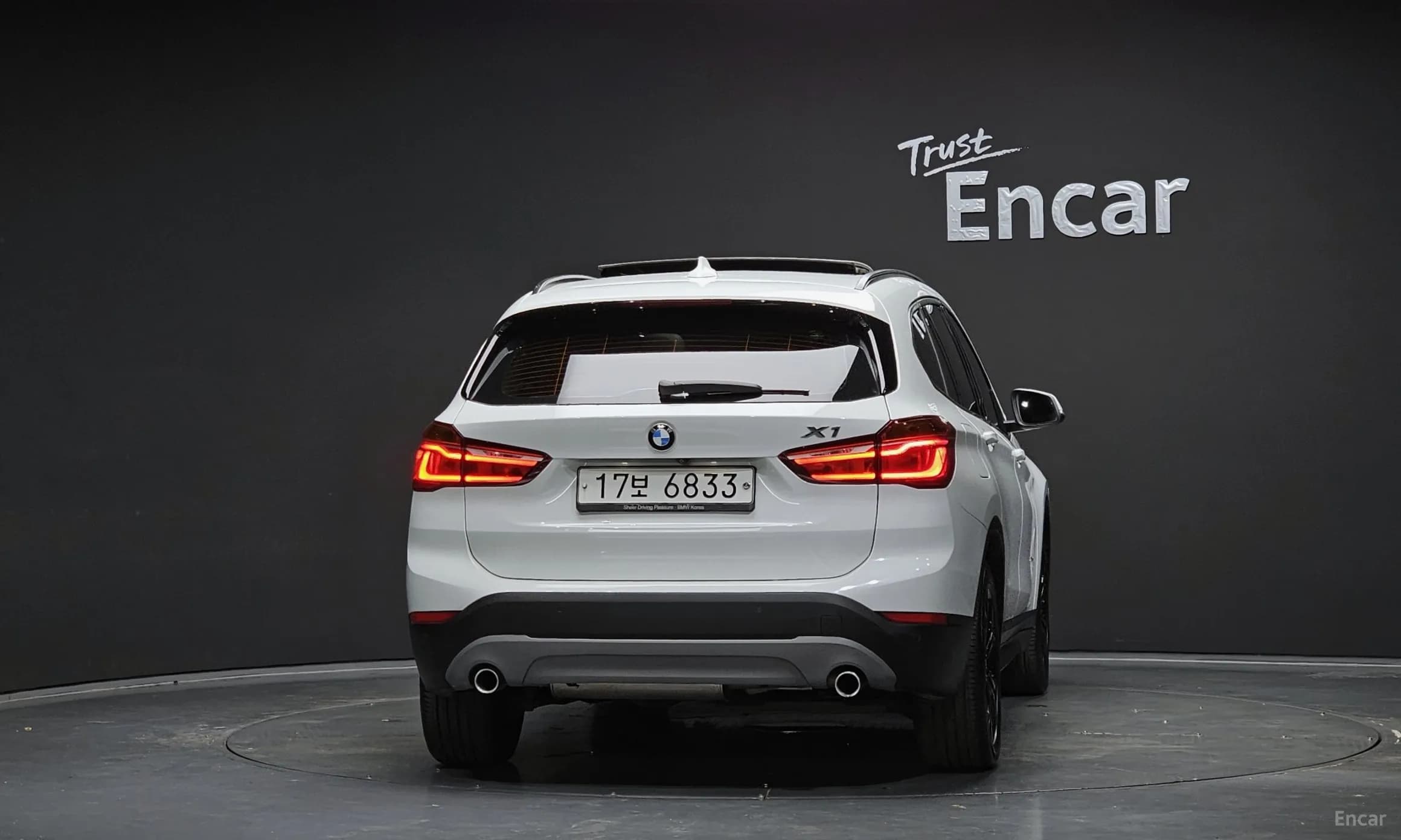 X1 (F48)